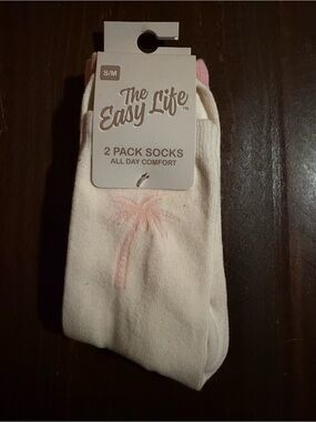 New “The Easy Life” Palm Tree Crew Socks - 2 Pack